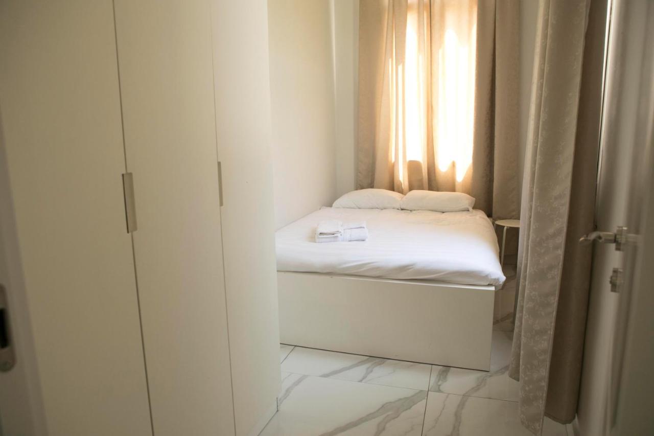 Bauhaus Stylish Apartments - By Bookiz Tel Aviv-Jaffa Exterior foto